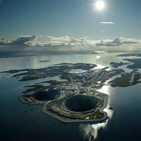 diavik diamond mine in canada diamond mines wonders of the world lake
