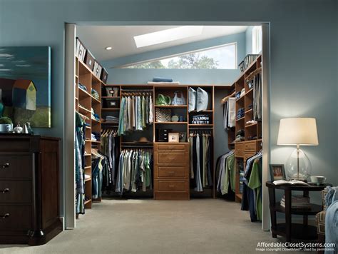 Maybe you would like to learn more about one of these? Small Walkin Closet Layouts | Joy Studio Design Gallery ...