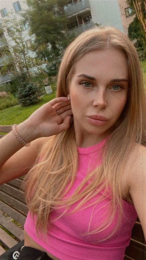 29 Yo Alina From Kharkiv Ukraine Green Eyes Blond Hair Id