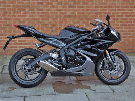 2014 14reg Triumph Daytona 675 Black Only 1232 Miles And 3 Months Old