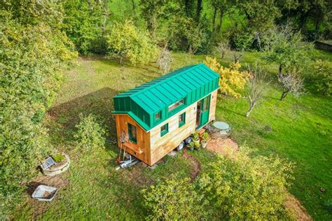 Living Big In A Tiny House Dream Minimalist Tiny House In France