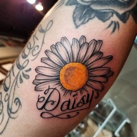 This makes their mind more original, but does not carry any manifestation of brutality. 125+ Daisy Tattoo Ideas You Can Go For + Meanings - Wild ...