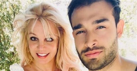 Britney Spears Husband Sam Asghari Shares Never Seen Before Wedding Picture Flipboard