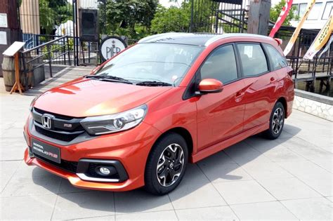 Gambar tentang Harga Sewa Mobil Mobilio Rental Mobil Jakarta