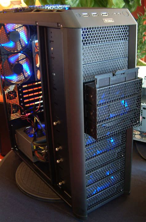 New Pictures Of The Antec 1200 With Cable Management