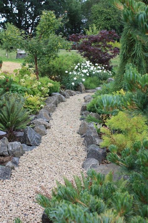 15 Beautiful Diy Garden Path Ideas To Create Perfect Walkway The Art