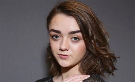 Maisie Williams Height Weight Body Measurements Bra Size Shoe Size