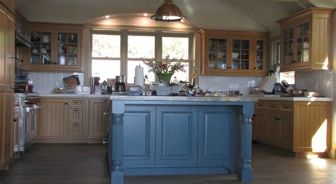 Be very detailed when you communicate with each house also, asking a house cleaner to clean the kitchen may not be descriptive enough if you want them to wipe down your cabinets and refrigerator. Kitchen Cabinets & Master Painting Concord MA - H.D.F ...