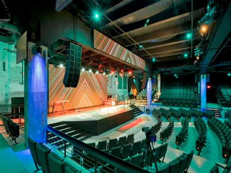Capital Turnaround An 850 Seat Entertainment Venue In Navy Yard Opens