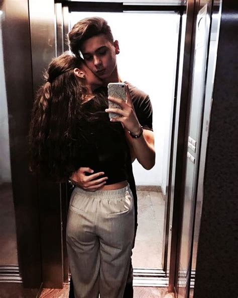 40 Best Selfie Poses For Couples – Buzz16 Cute Couples Goals Cute Couples Couple Goals