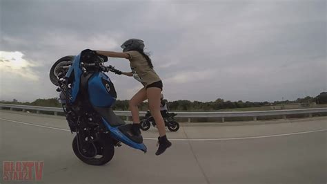 Beautiful Girl Biker Performs Amazing Highway Motorcycle Stunts Riding