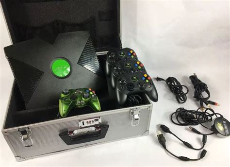 Original Xbox System Bundle With Intec Case Four Controllers And Cables