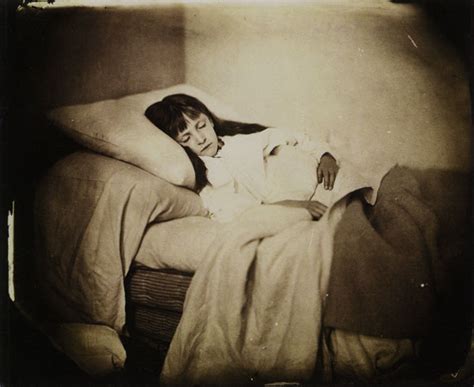 HINAGIKU Photography By Lewis Carroll