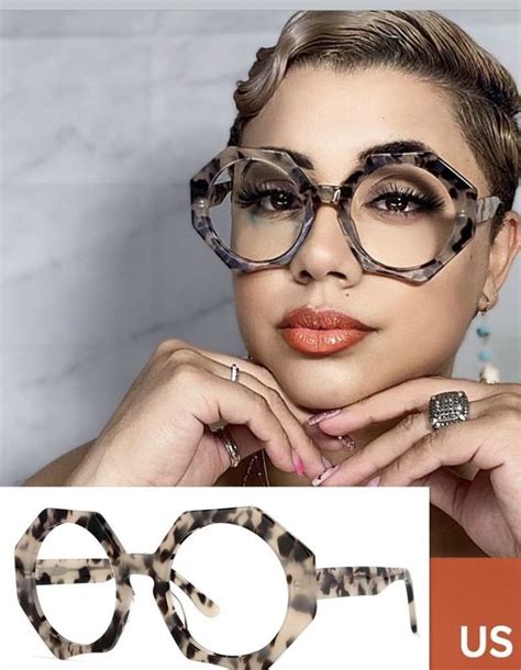 Pin By Charlotte On Glasses Fashion Eye Glasses Classy Glasses