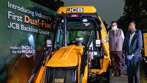 Jcb is one of the world's top three manufacturers of construction equipment. JCB India launches industry's first dual-fuel CNG backhoe ...
