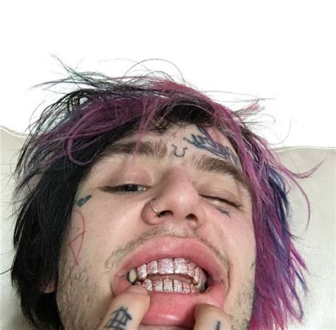 Girls Lil Peep Iced Out Teeth With The Iced Out Wrist Wattpad