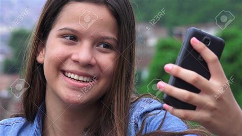 teen girl selfies