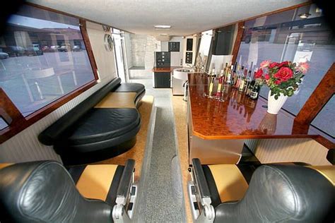 The Largest Rv Motorhome In The World Interior 1st Floor Rv