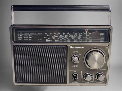 National Panasonic 1105 Dlbs Vintage Radio Fm Mw Lw Sw Comprare Su