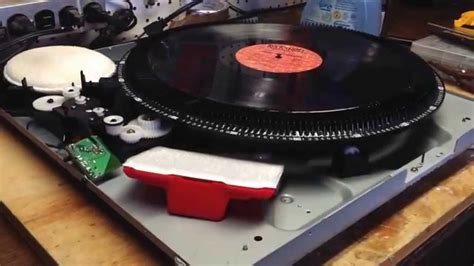 I opted to take care of that inconvenience in my own custom design (more on that later). DIY Record Cleaning Machine using 200 Disc Changer - YouTube