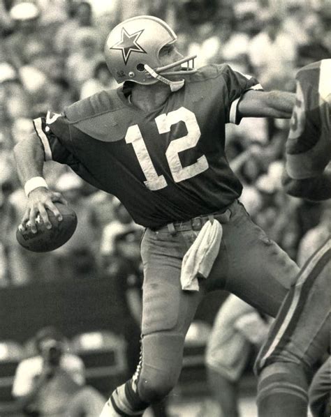 Roger Staubach Vintage Nfl Poster Photograph By Gianfranco Weiss Pixels