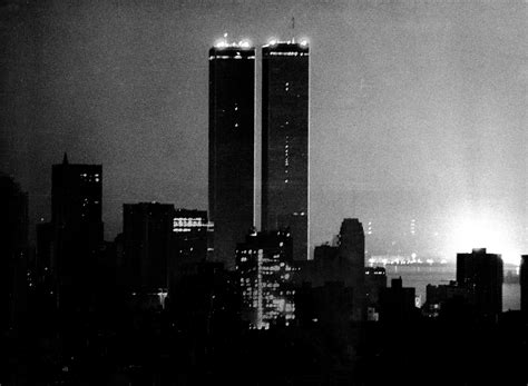 Look Back At The New York City Blackout Of 1977 New York Daily News