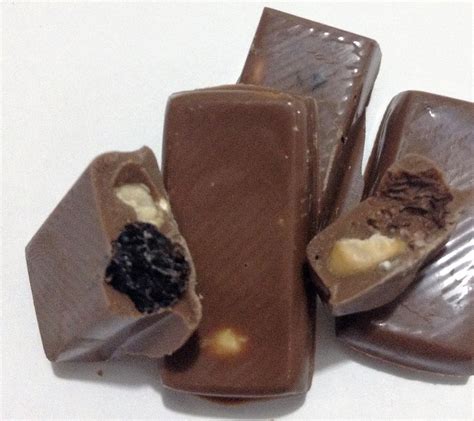 Chocolate Com Castanha E Uva Passa Barrinhas Chocoká Chocolate Brigadeiros E Palha
