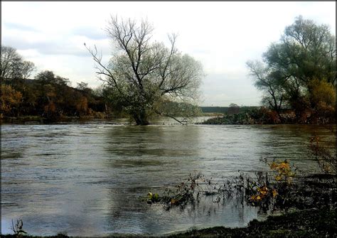 Läuft das wasser ab, kann das schott einfach zugedrückt werden und ist wieder. Hochwasser Foto & Bild | landschaft, bach, fluss & see ...