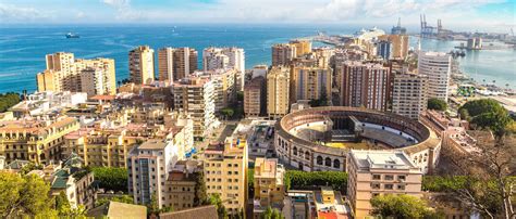 Im südosten spaniens, dort wo die betische kordillere das land vor feuchten luftmassen aus dem norden abschirmen und. Umzug nach Malaga, Spanien | Vergleichen und Sparen bis zu 60%