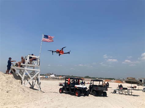 Rockaway Beach Reopens Drones To Monitor Nyc Beaches For Sharks Daily