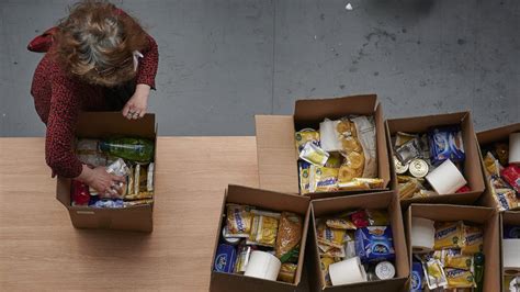 Food Banks Fourth Emergency Service Should Be On Isolation Exemption List The Big Issue