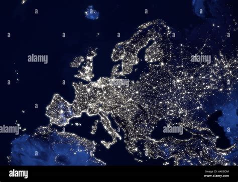 Immagine Satellitare Della Terra Del Pianeta Europa Di Notte Foto Stock