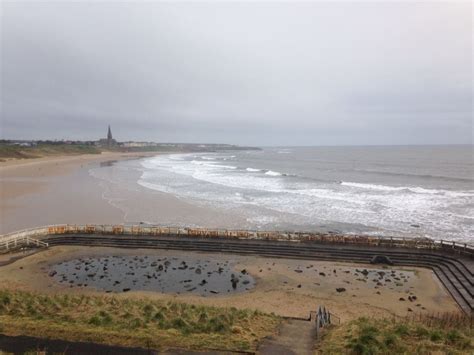 Tynemouth Cool Places To Visit Beach Beach Sand