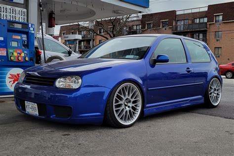 2004 Volkswagen Golf R32