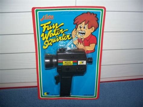 Vintage Movie Camera Water Gun Fun Novelty Joke Squirter Squirting Toy