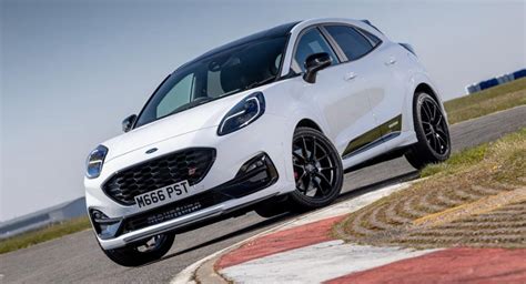 Mountune Boosts The Ford Fiesta St And Puma St To 256 Hp Carscoops