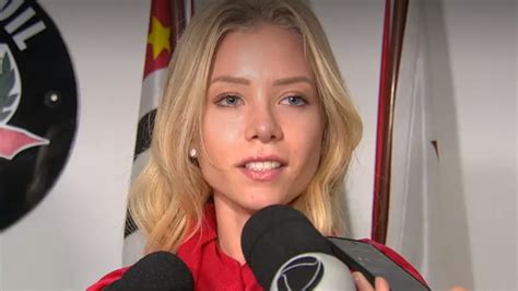 Najila deleted her official instagram account, due to some controversial issues. Najila Trindade, após perder processo contra Neymar, se ...
