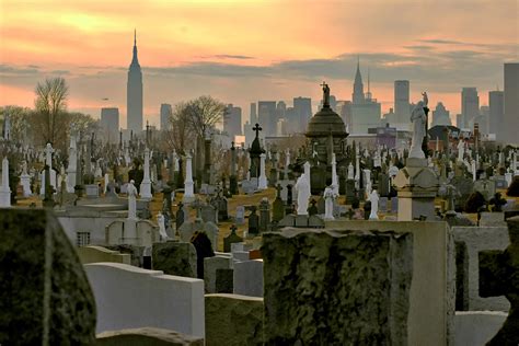 Bezienswaardigheden Op First Calvary Cemetery New York Tracesofwarnl