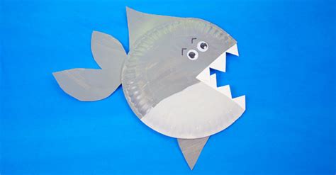 Super Cute Easy Shark Paper Plate Craft Kids Activities Blog