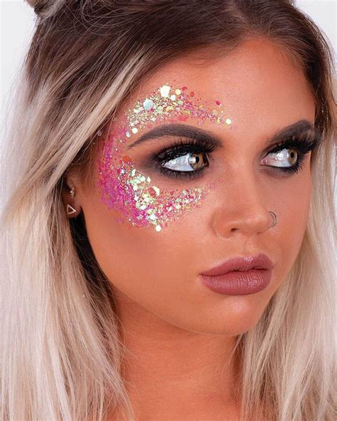 Make Com Glitter Para O Carnaval Maquiagem Carnaval Maquiagem