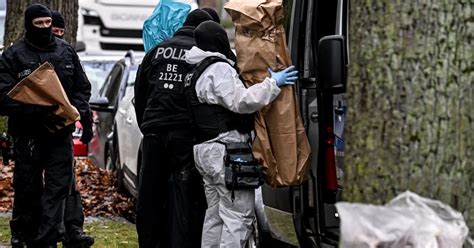 niemcy aresztowani w środę rano ekstremiści planowali zamach stanu forsal pl