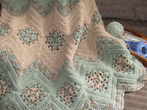 Free Pattern This Absolute Beauty Grannies And Ripples Afghan Is