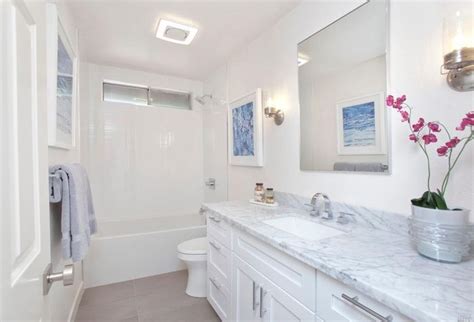I plan to maintain existing bathroom floorplan. Best Remodeling Contractors Sonoma County | Bath remodel ...