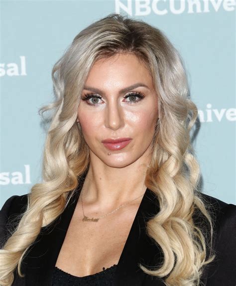 Wrestling World Reacts To Charlotte Flair S Espn Body Issue Shoot