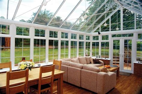 30 Stunning Ideas Of Bright Sunrooms Designs