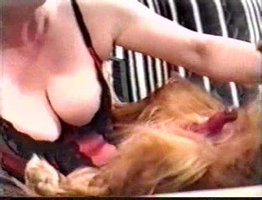 Mujer Madura Follando Fogosamente Con Su Perro Porno Bizarro Sexo