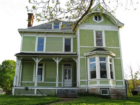 Victorian home exterior painting ideas. Image result for simple victorian house | Victorian homes, House paint exterior, Victorian house ...