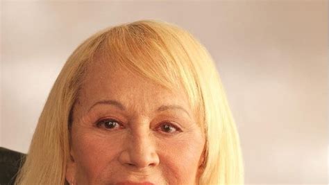 renowned psychic sylvia browne dies at 77
