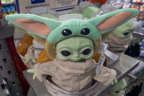 Photos New Baby Yoda The Child Ear Headband Arrives At Walt Disney