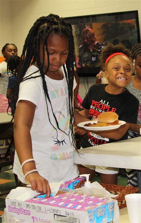 Summer Food Service Program Seeks Sponsors In Kentucky